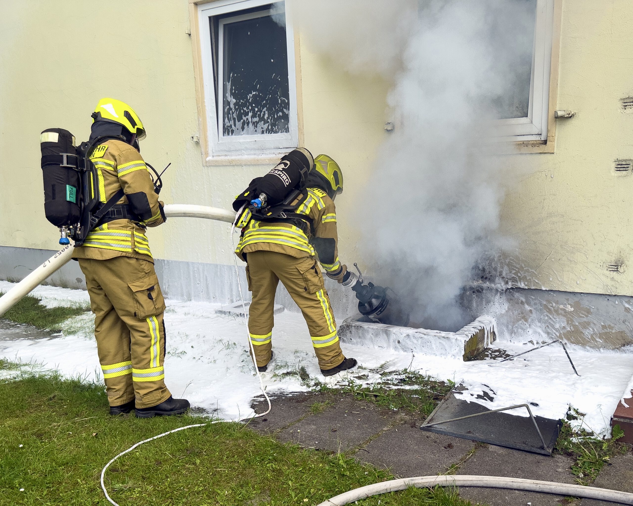 Read more about the article Einsatz: F3 – Kellerbrand; Menschenleben in Gefahr